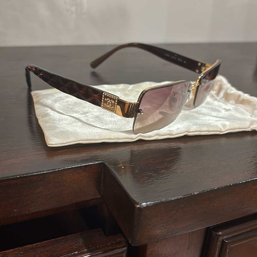 EUC Chanel Vintage Brown and Gold Quilted Sunglasses